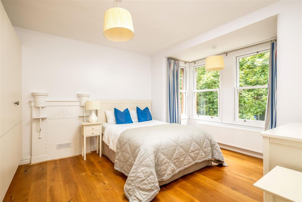 Additional image 22 of 7 bed detached house for salePark Avenue, Bedford MK40