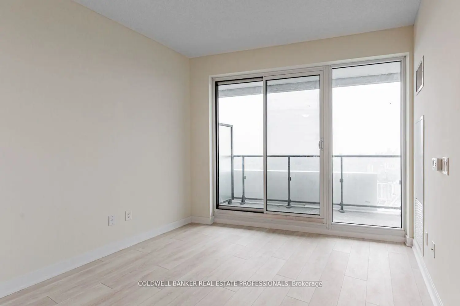 Additional image 12 of 2221 Yonge Street 5304