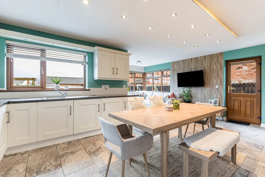 Additional image 12 of 4 bed detached house for saleSt Andrews Drive, Ballyhalbert BT22