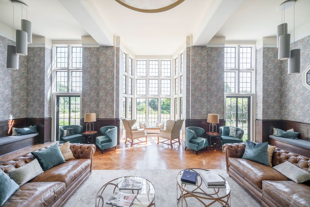Additional image 18 of 2 bed flat for saleKings Drive, Midhurst GU29