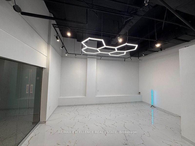 Additional image 2 of 139-222 Spadina Avenue, Toronto, ON, M5T 3B3
