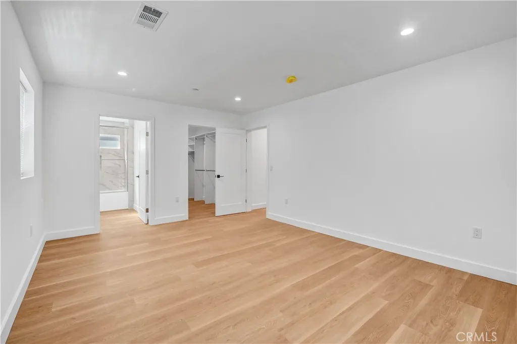 Additional image 13 of 18221 Chatsworth St Unit A, Northridge, CA 91326