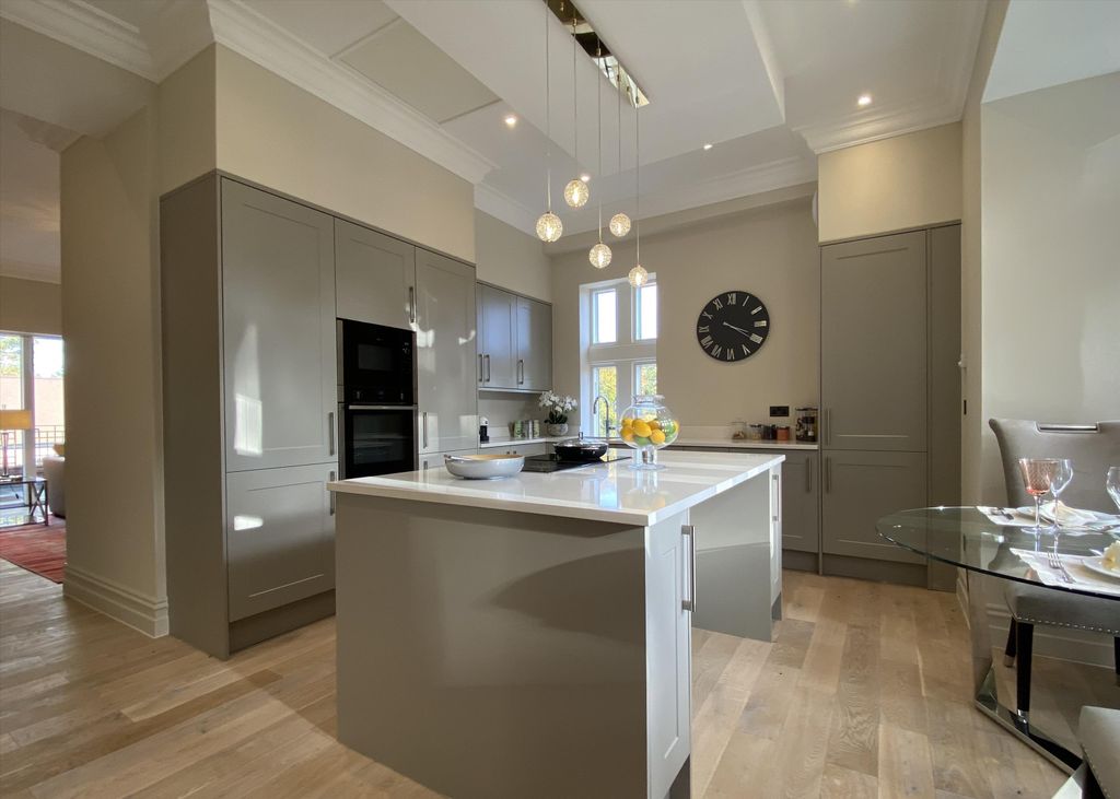 Additional image 7 of 2 bed flat for saleOld Milverton Lane, Leamington Spa, Warwickshire CV32