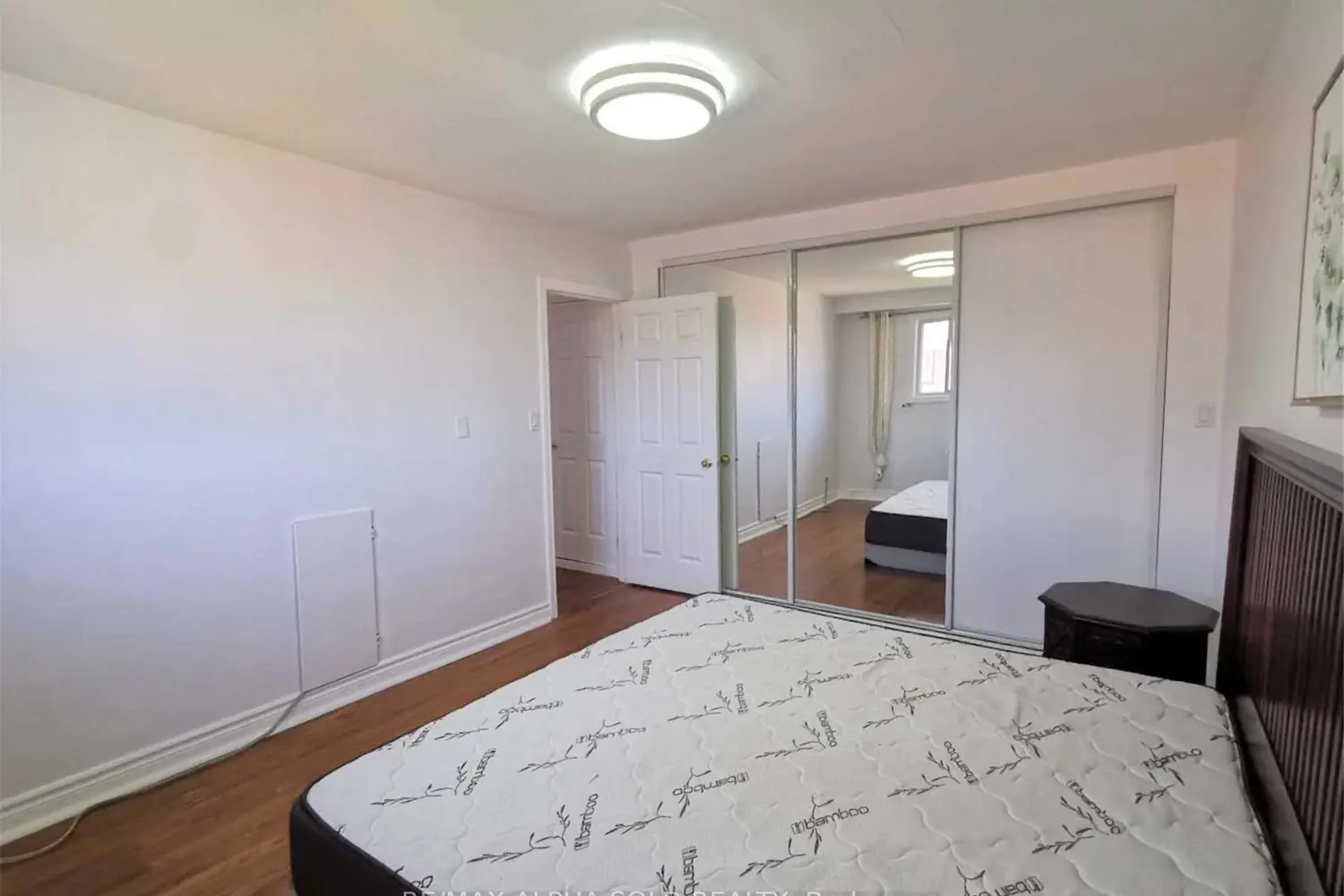 Additional image 8 of 155 Edmonton Drive