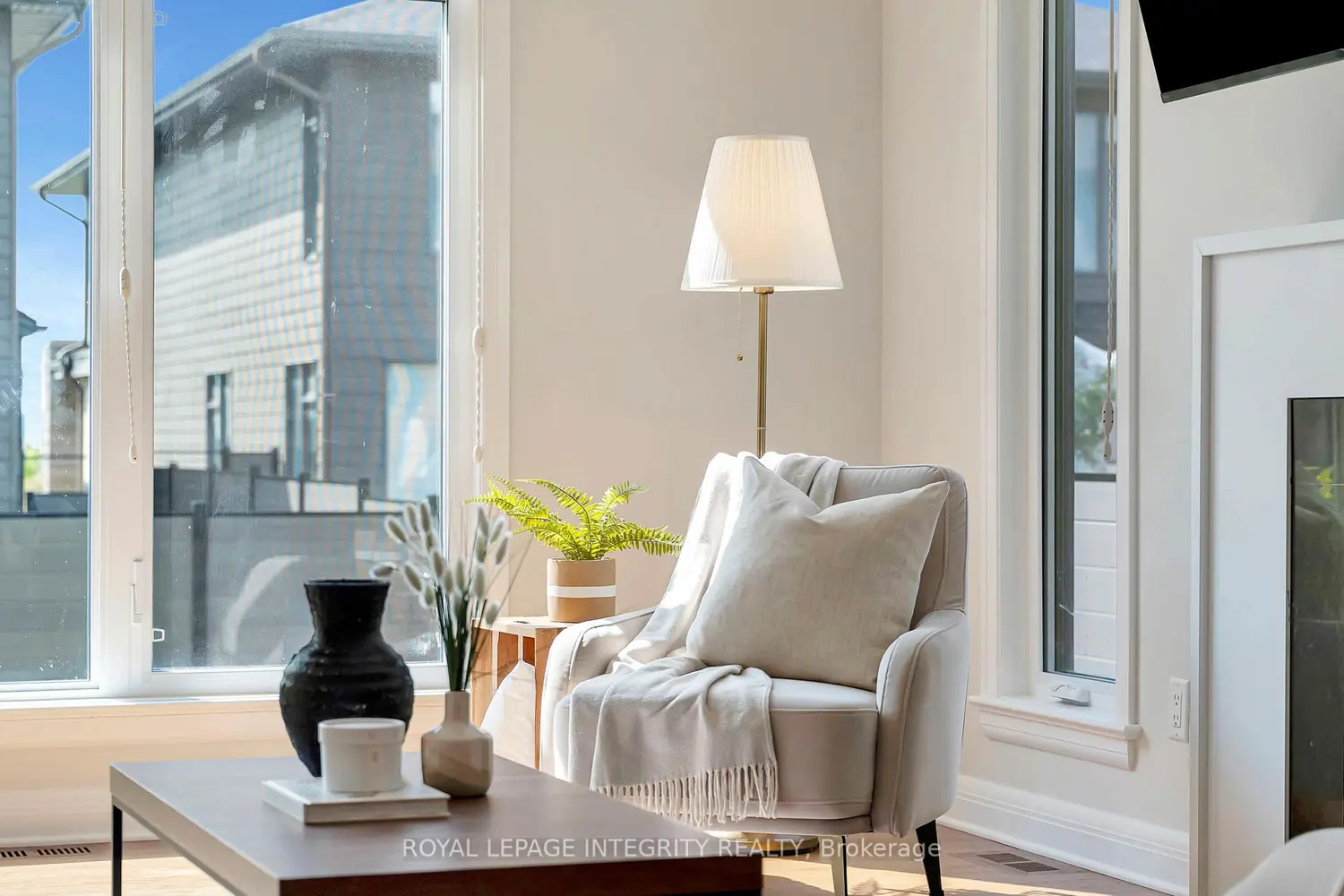 Additional image 4 of 885 Moses Tennisco Street