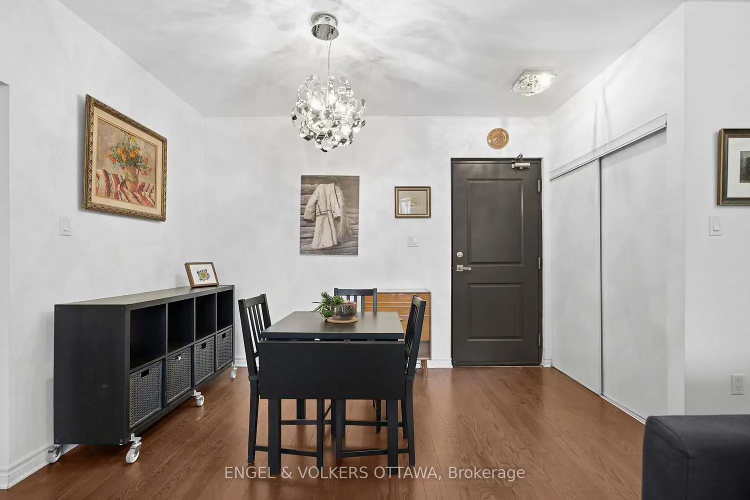 Additional image 3 of 429 Kent Street 123