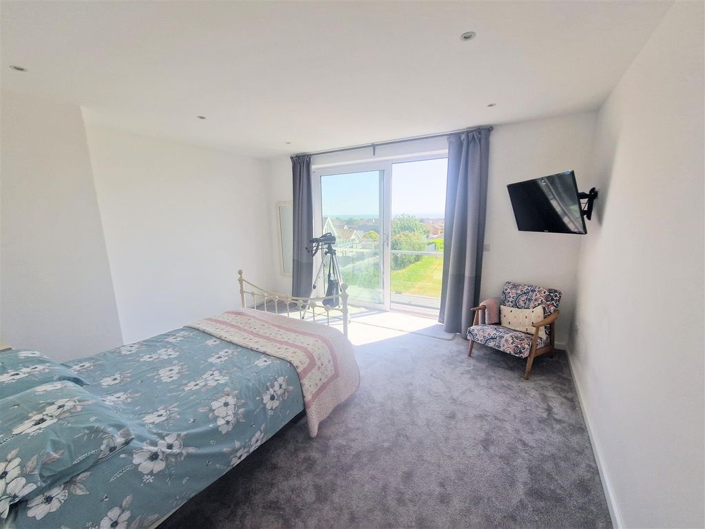 Additional image 17 of 4 bed detached house for saleArosfa Avenue, Porthcawl CF36