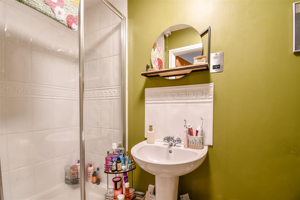 Additional image 6 of 2 bed flat for saleHeol Cilffrydd, Barry CF63