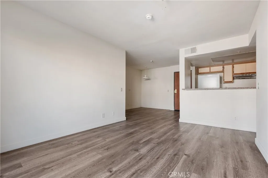 Additional image 2 of 1246 W 30th Street W, Los Angeles, CA 90007