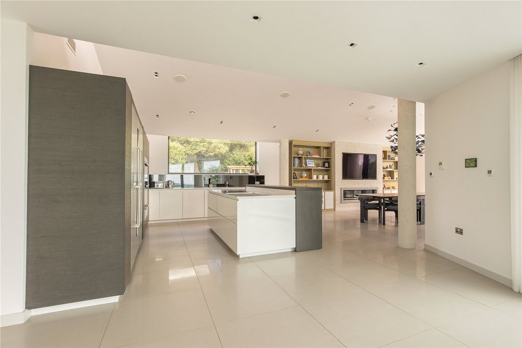 Additional image 10 of 5 bed detached house for saleLake View, Gaynes Park, Epping, Essex CM16