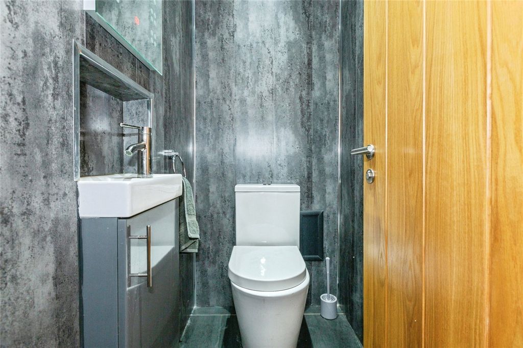 Additional image 18 of 6 bed detached house for saleCilonen, Three Crosses, Swansea SA4