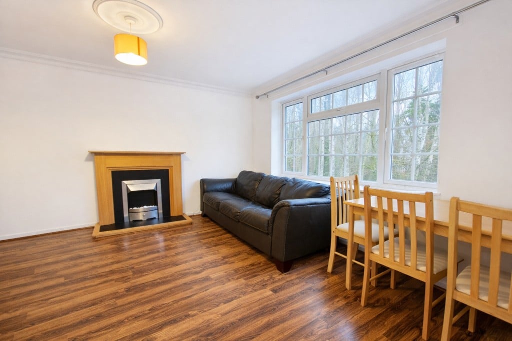 Additional image 5 of 1 Bed Flat, Raddlebarn Farm Drive, B29, N1 7GU