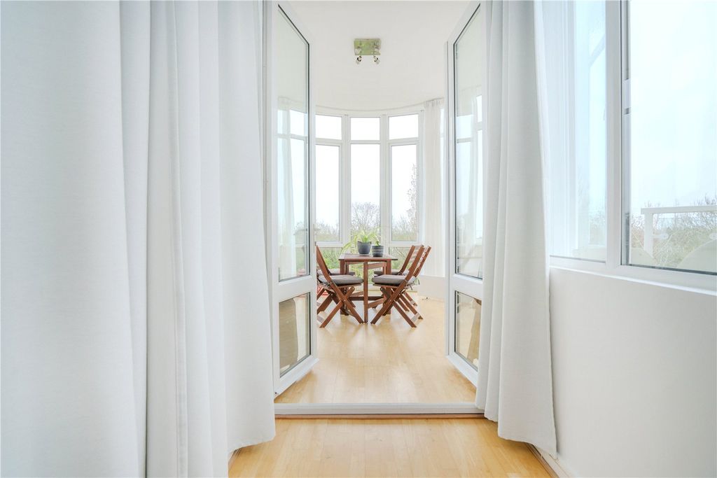 Additional image 12 of 3 bed flat for saleMelliss Avenue, Richmond TW9