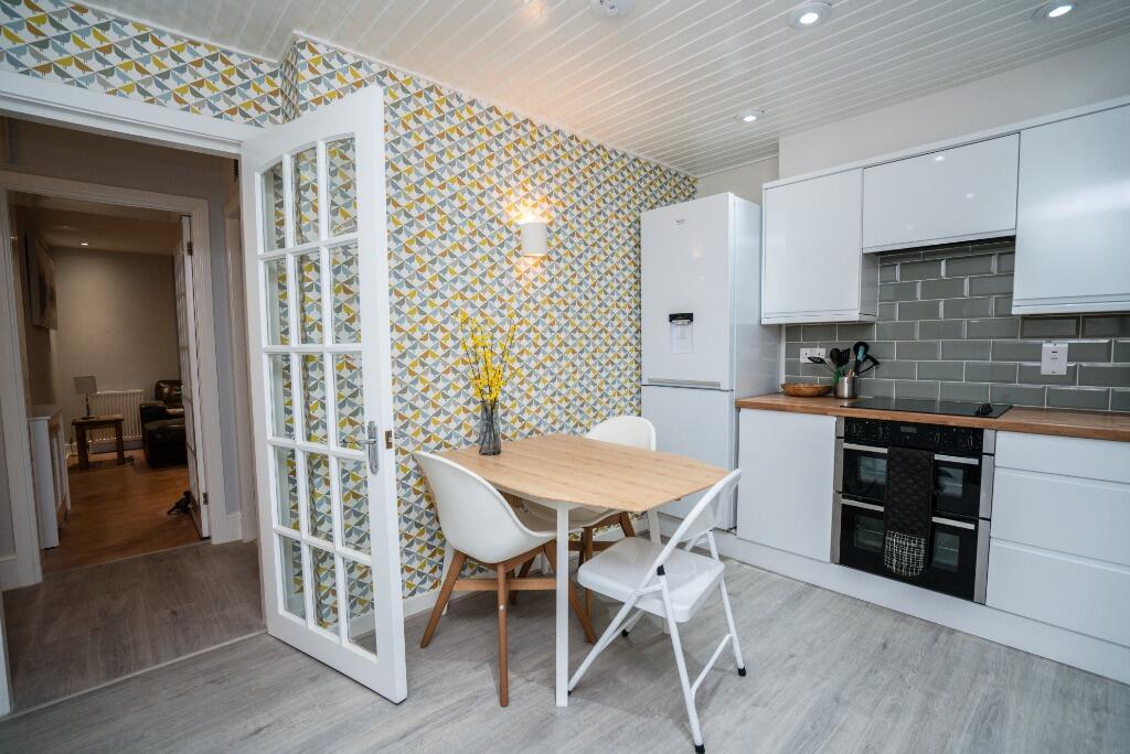 Crown Street, Aberdeen, AB11