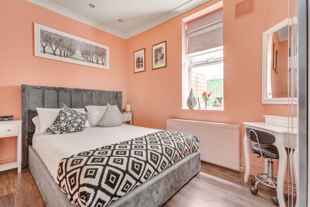Additional image 3 of 2 Bed Flat, Brighton Terrace, SW9, N1 7GU