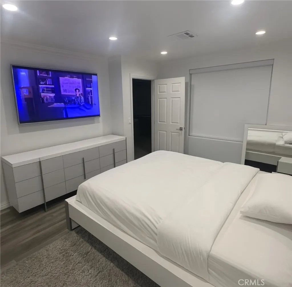 Additional image 8 of 3381 Oakmont View Drive Unit A, Glendale, CA 91208