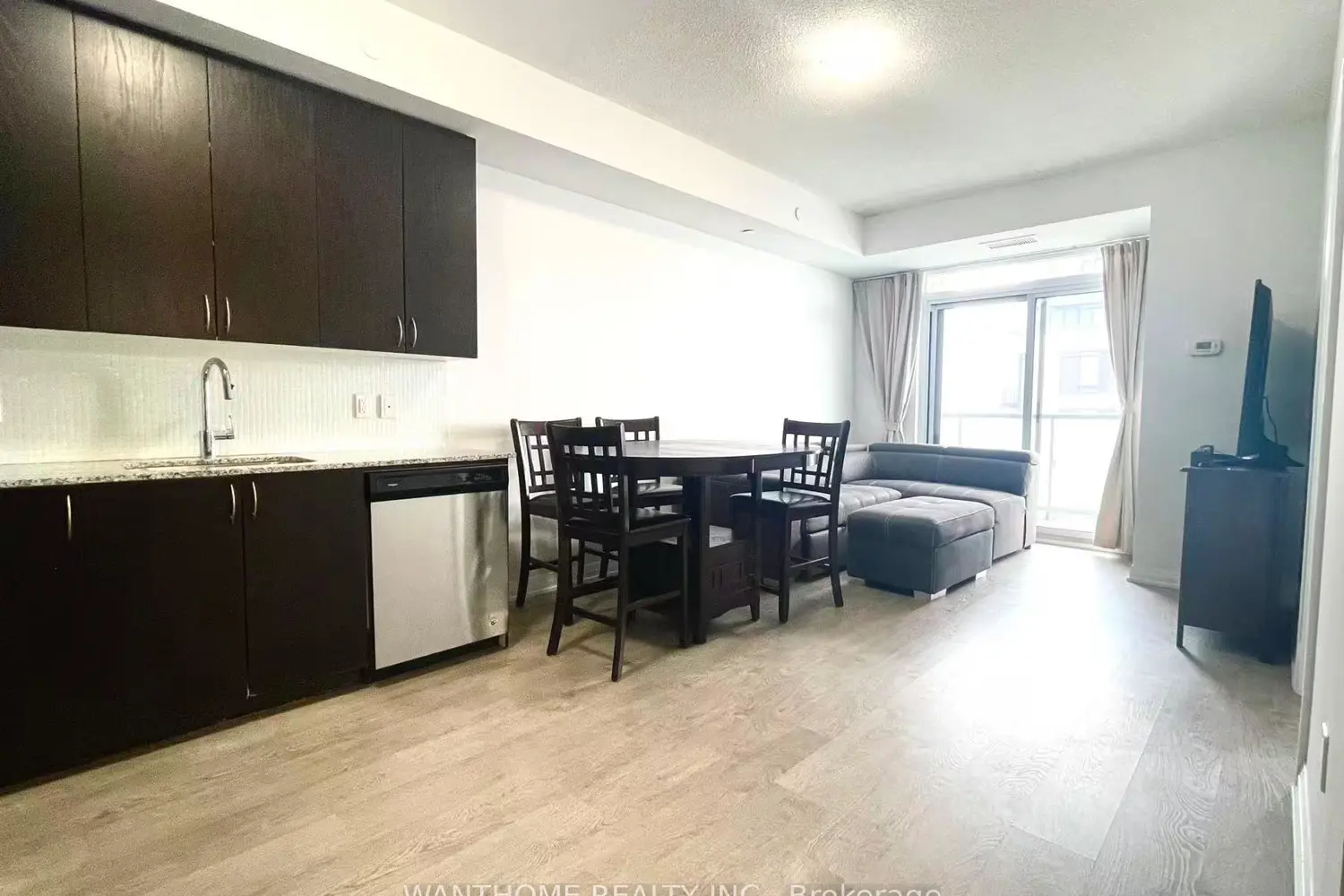 9560 Markham Road 1205 photo 4