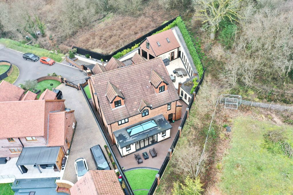 Additional image 74 of 5 bed detached house for saleOak Tree Rise, Newbridge NP11