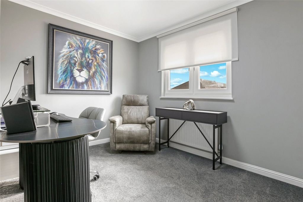 Additional image 17 of 3 bed flat for saleThe Paddock, Hamilton, South Lanarkshire ML3