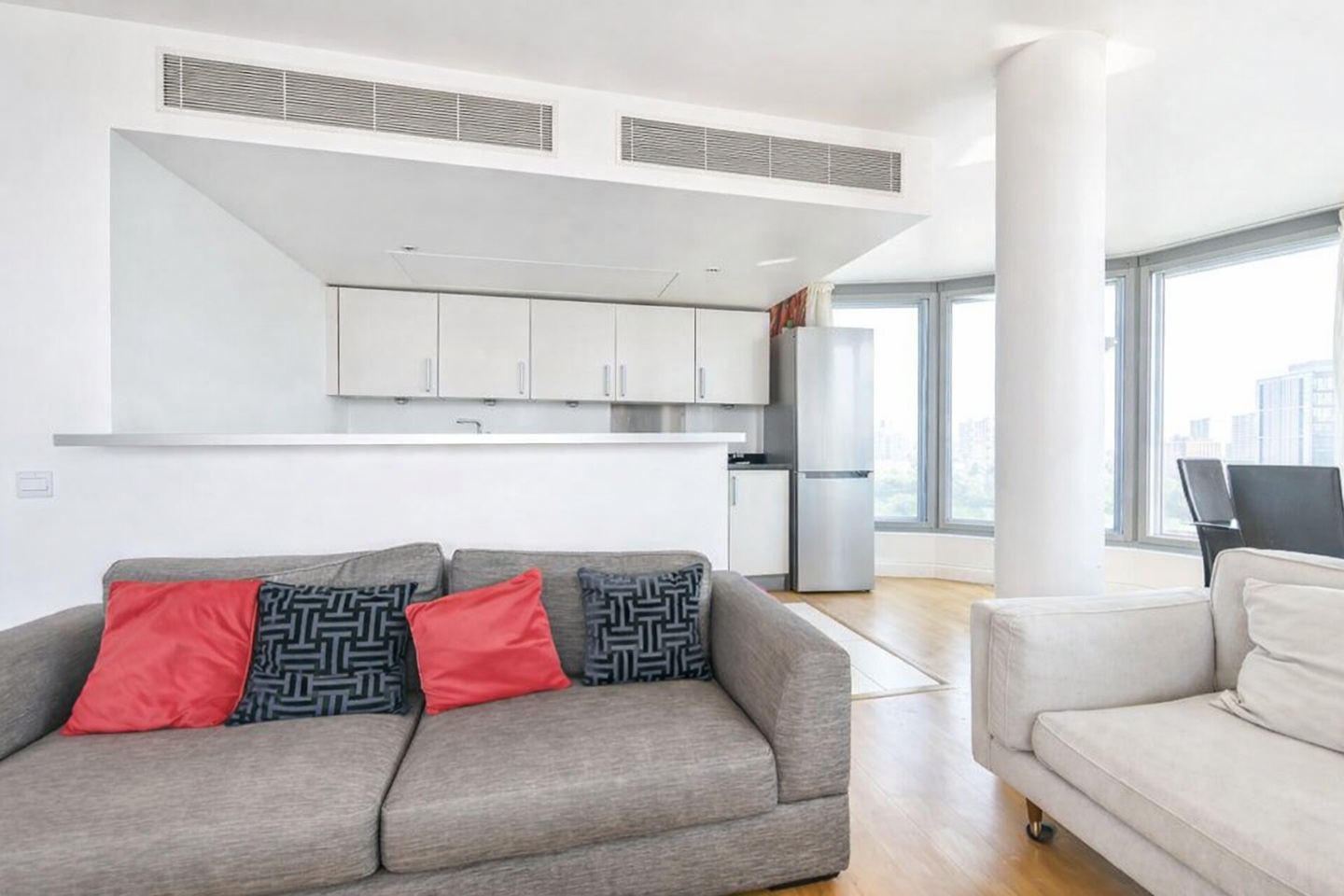 Additional image 5 of 2 Bed Flat, Falcon Wharf, SW11, N1 7GU