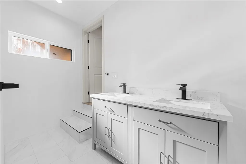 Additional image 26 of 13249 Kagel Canyon Street, Pacoima, CA 91331