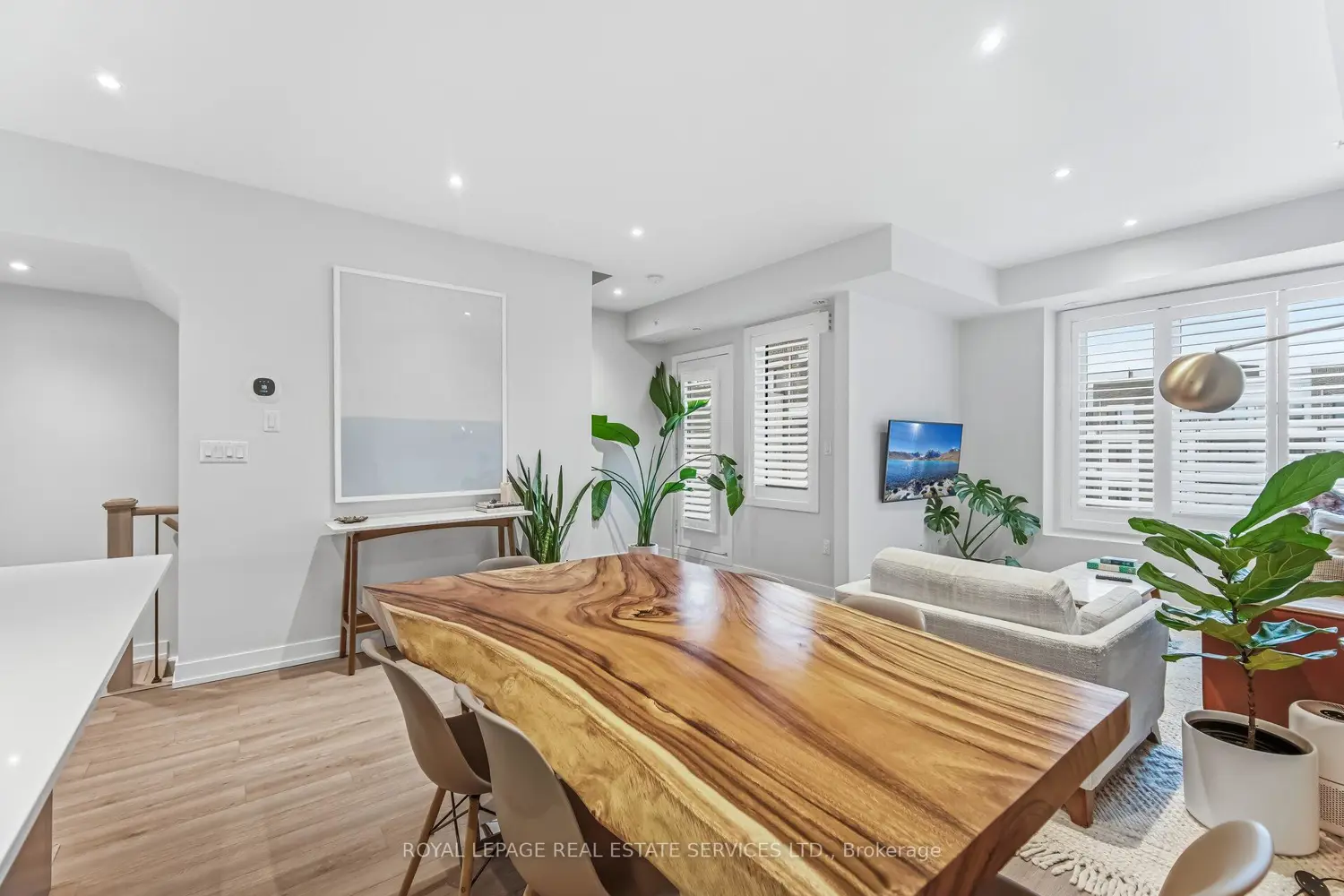 Additional image 3 of 8 Drummond Street 402