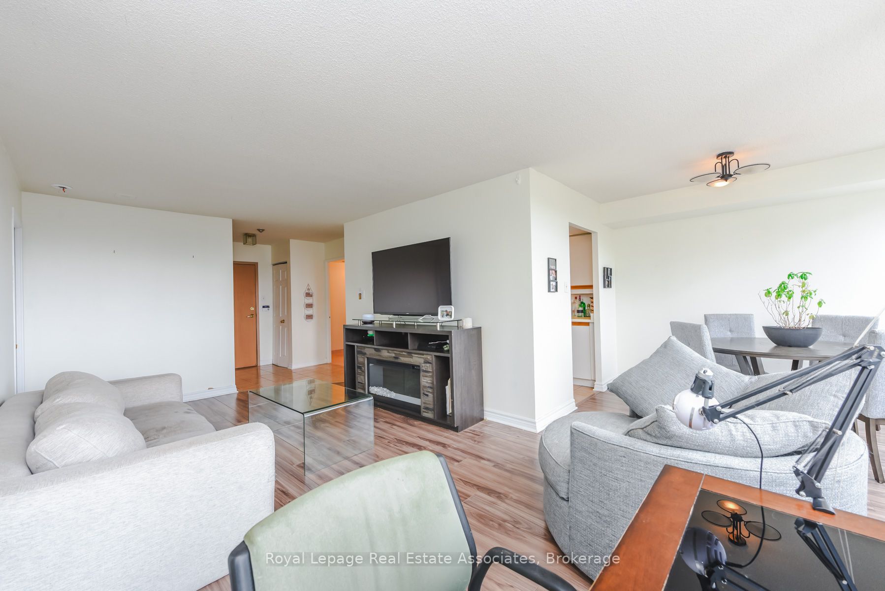 Additional image 4 of 501-55 Elm Drive W, Mississauga, ON, L5B 3Z3