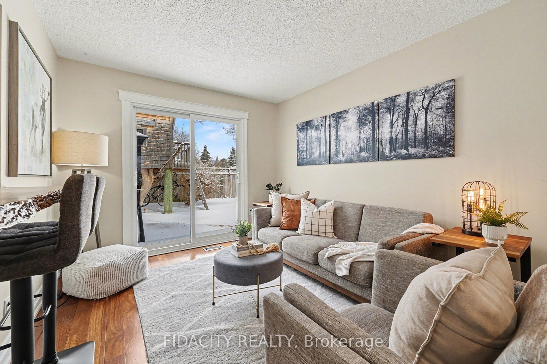 Additional image 4 of 28 Glamorgan Drive, Ottawa, ON, K2L 1P9