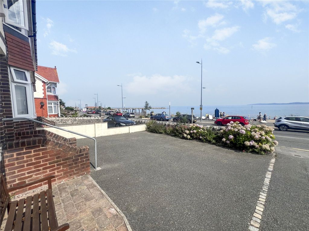 Additional image 3 of 3 bed flat for saleRhos Promenade, Rhos On Sea, Colwyn Bay, Conwy LL28