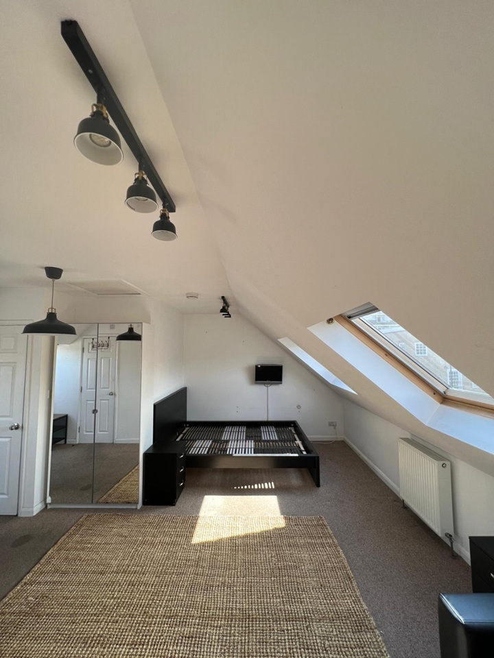 Additional image 2 of Room in a Shared House, Brunel Road, SE16, N1 7GU