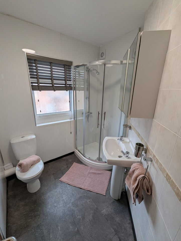 Additional image 4 of Room in a Shared House, St Michaels Crescent, LS6, N1 7GU