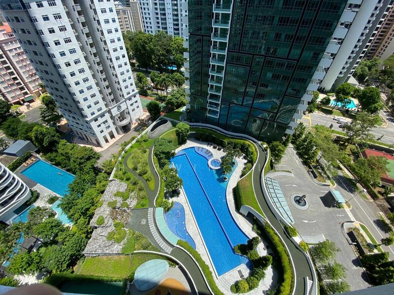 Additional image 9 of 10 Saint Thomas Walk