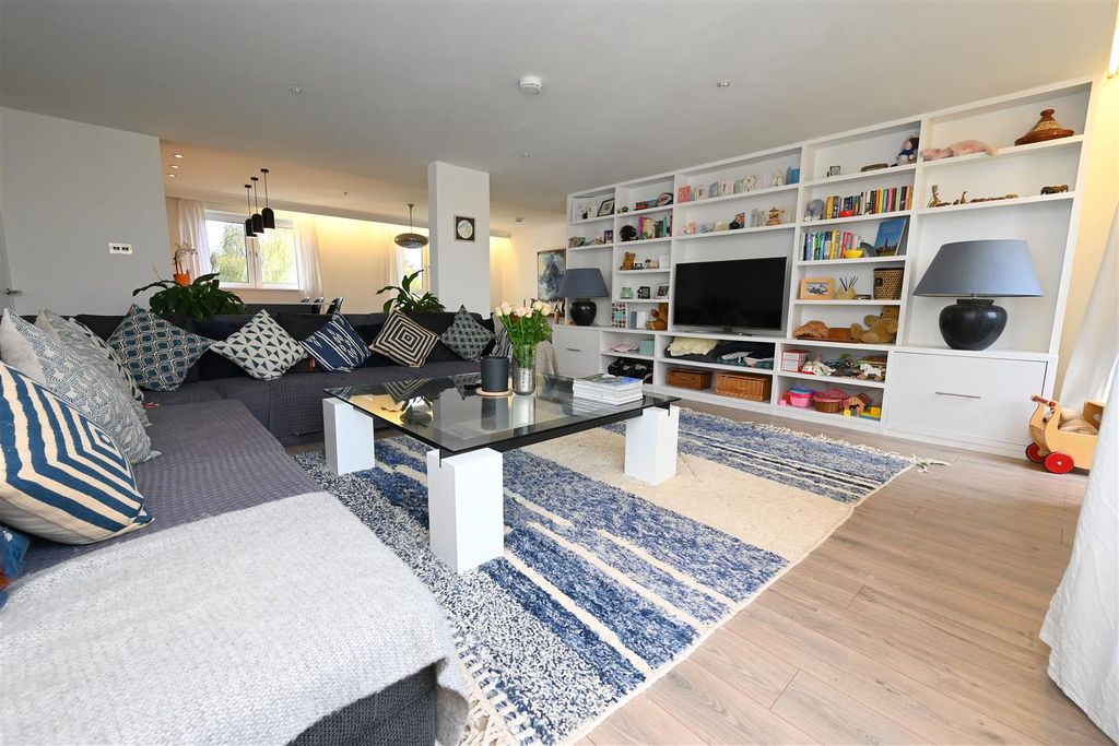 Additional image 9 of 3 bed flat for saleThe Regents, Norfolk Road, Edgbaston, Birmingham B15