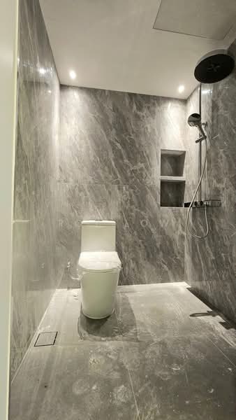 Additional image 12 of ❤️BNew Large ❤️1bed + 1bath Room ❤️10min Tenah Merah MRT ❤️East Changi Bedok ❤️Airport Mall