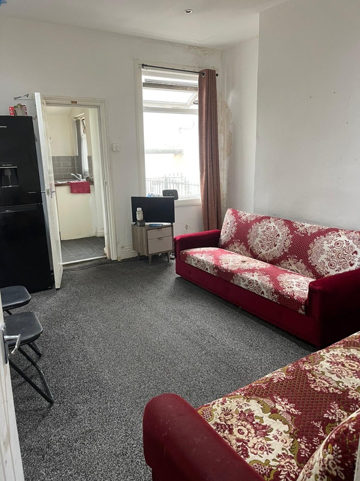 Additional image 2 of Room in a Shared House, Royal Park Avenue, LS6, N1 7GU
