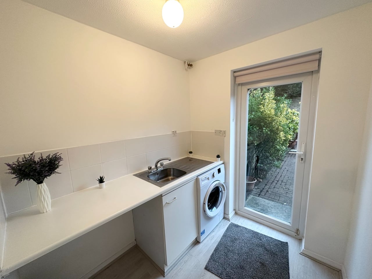 Additional image 11 of Room in a Shared House, Bray Crescent, SE16, N1 7GU