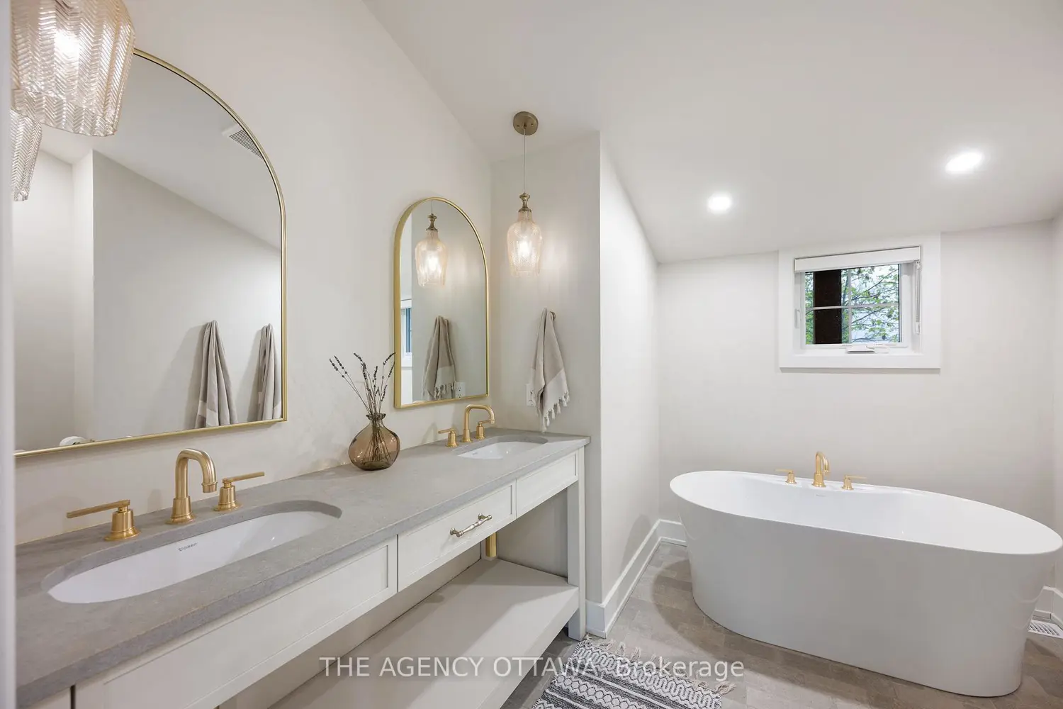 Additional image 10 of 36 Crestview Drive