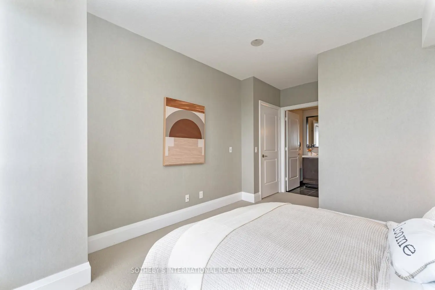 Additional image 10 of 100 Harrison Garden Boulevard 824