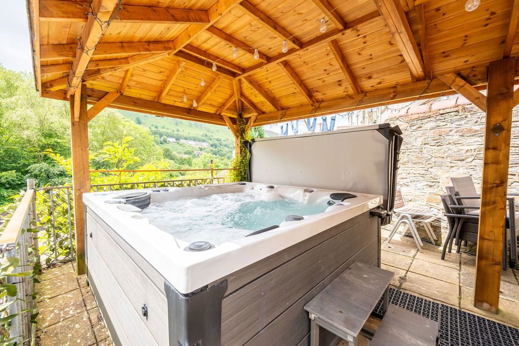 Additional image 7 of 6 bed detached house for saleDuffryn Terrace, Elliots Town, New Tredegar NP24