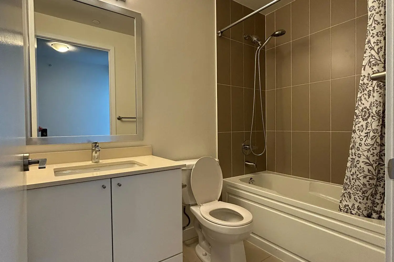 Additional image 10 of 3975 Grand Park Drive 3809