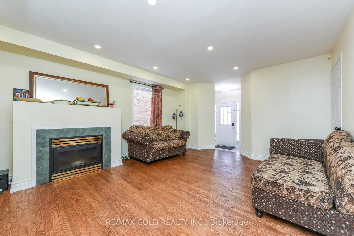 Additional image 5 of 3409 Mcdowell Drive