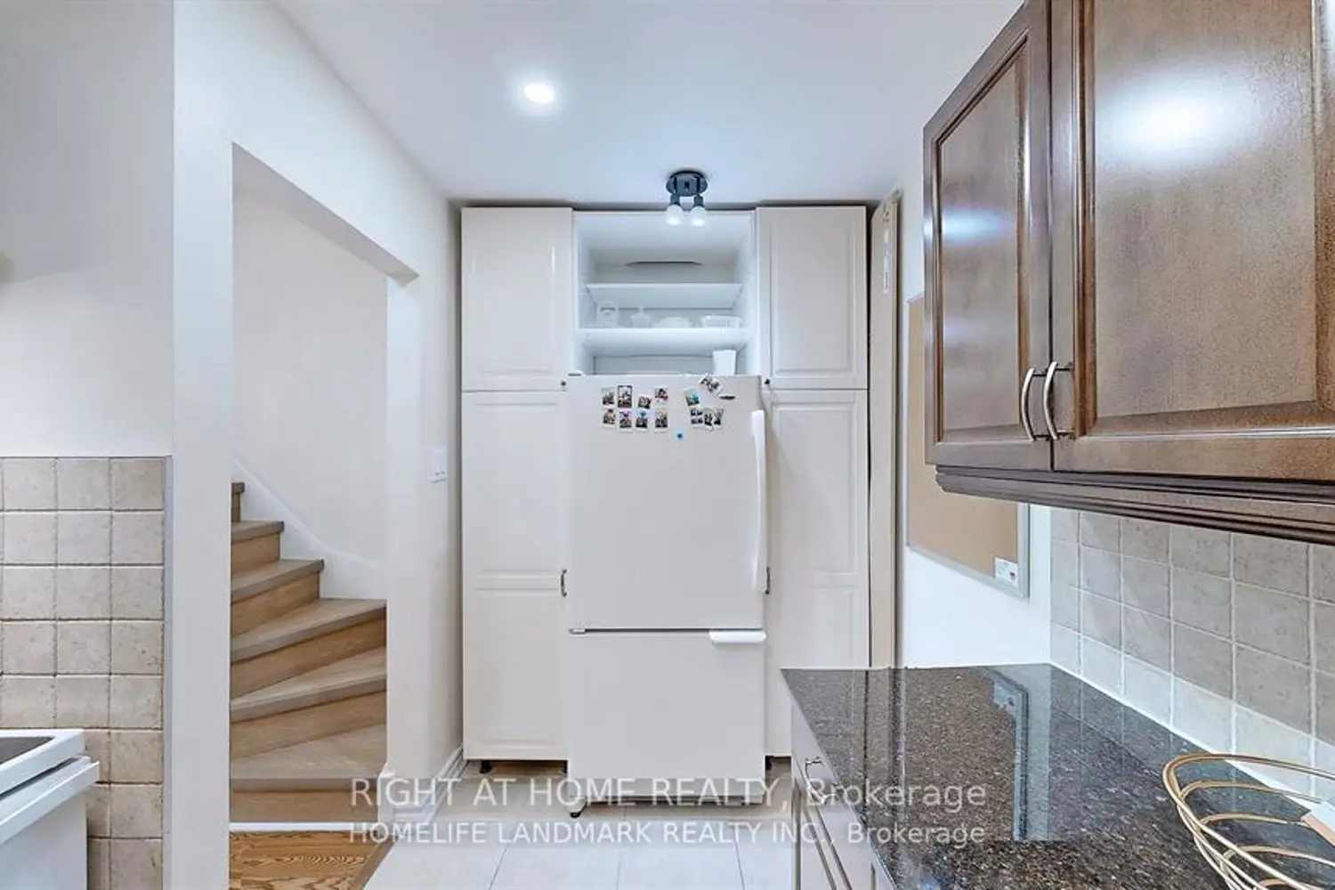 Additional image 8 of 1209 Queen Street 82, Toronto