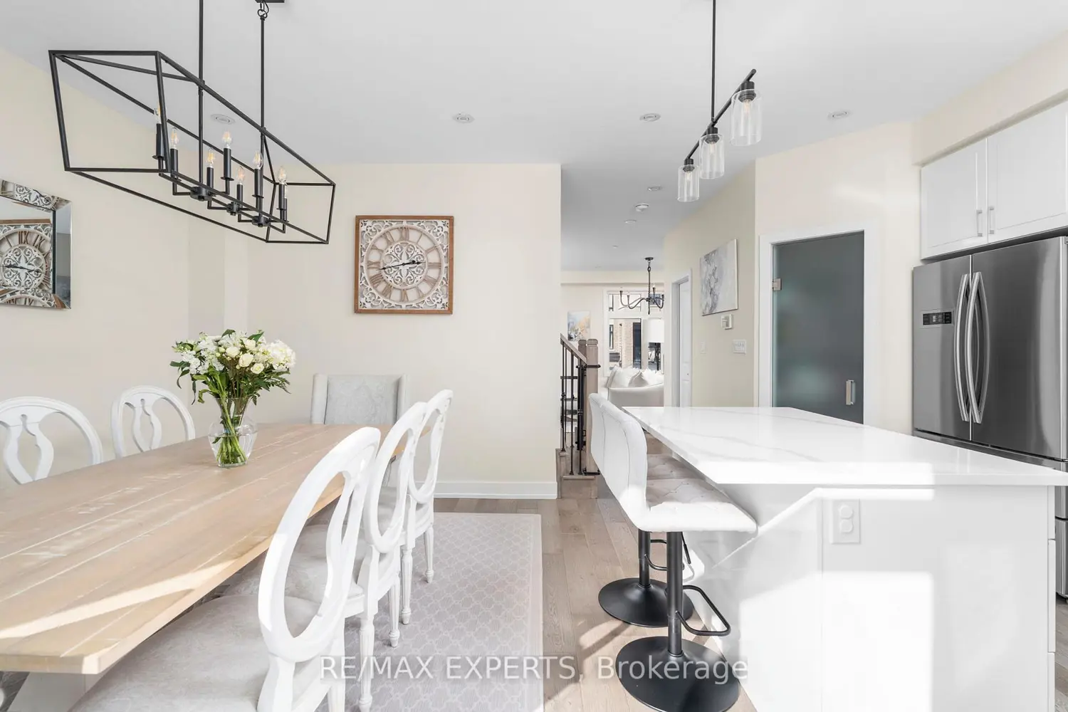 Additional image 5 of 1366 Gull Crossing