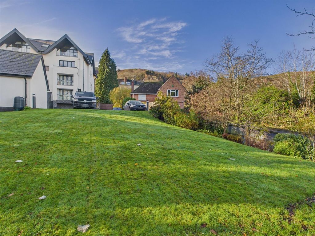 Additional image 15 of 1 bed flat for saleOrchard Road, Malvern WR14