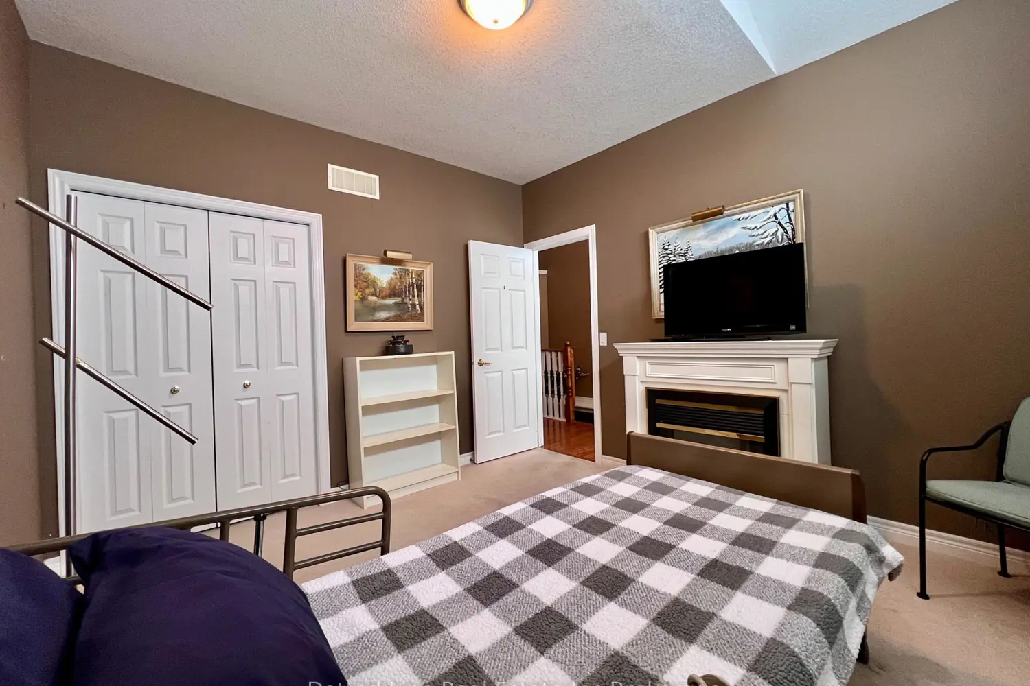 Additional image 11 of 500 Lakeview Drive 25