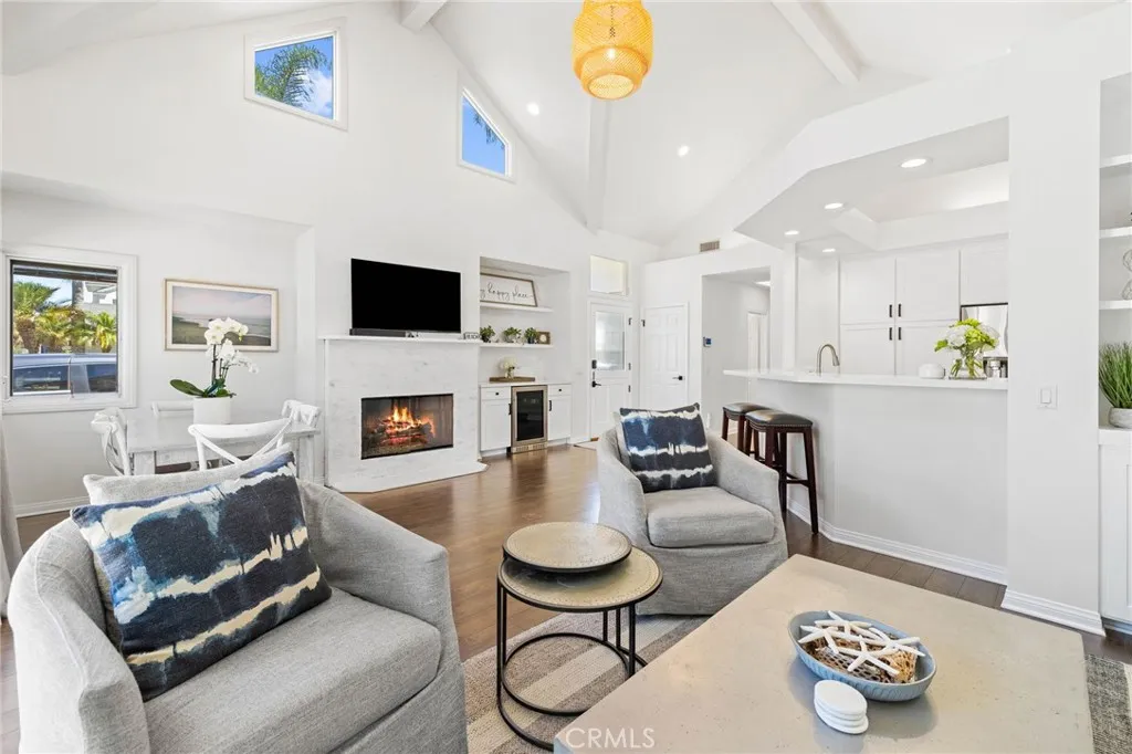 Additional image 3 of 124 Garnet Avenue, Newport Beach, CA 92662