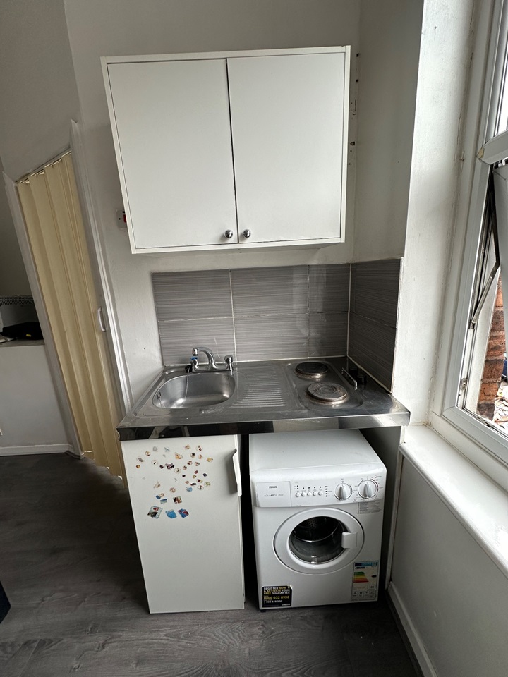 Additional image 7 of Studio Flat, Dudley Road, B18, N1 7GU