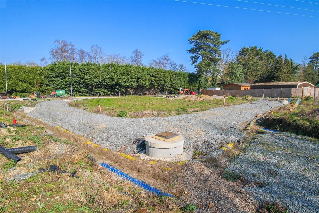Additional image 4 of Land for saleLand At Parndon Mill Lane, Harlow CM20