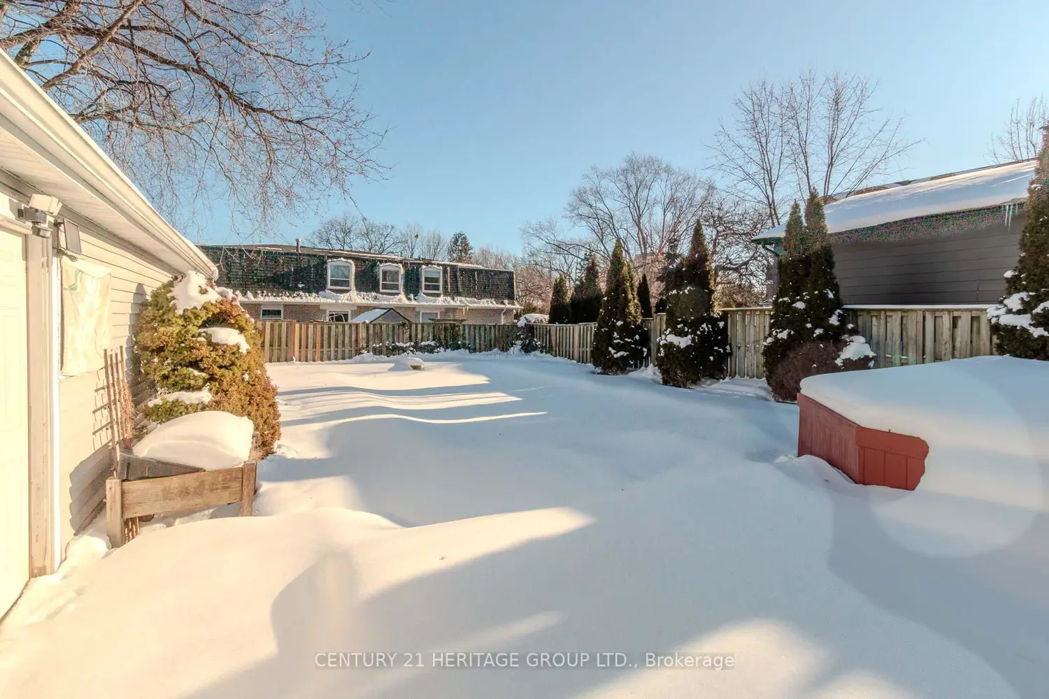 Additional image 18 of 2232 Queensway Drive