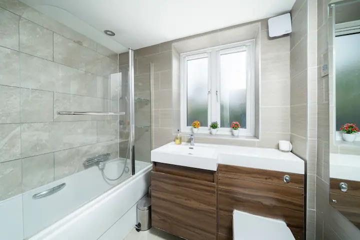 Additional image 12 of 2 Bed Flat, Sable Street, N1, N1 7GU